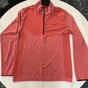 Nike Men’s Dri Fit 1/4 Zip